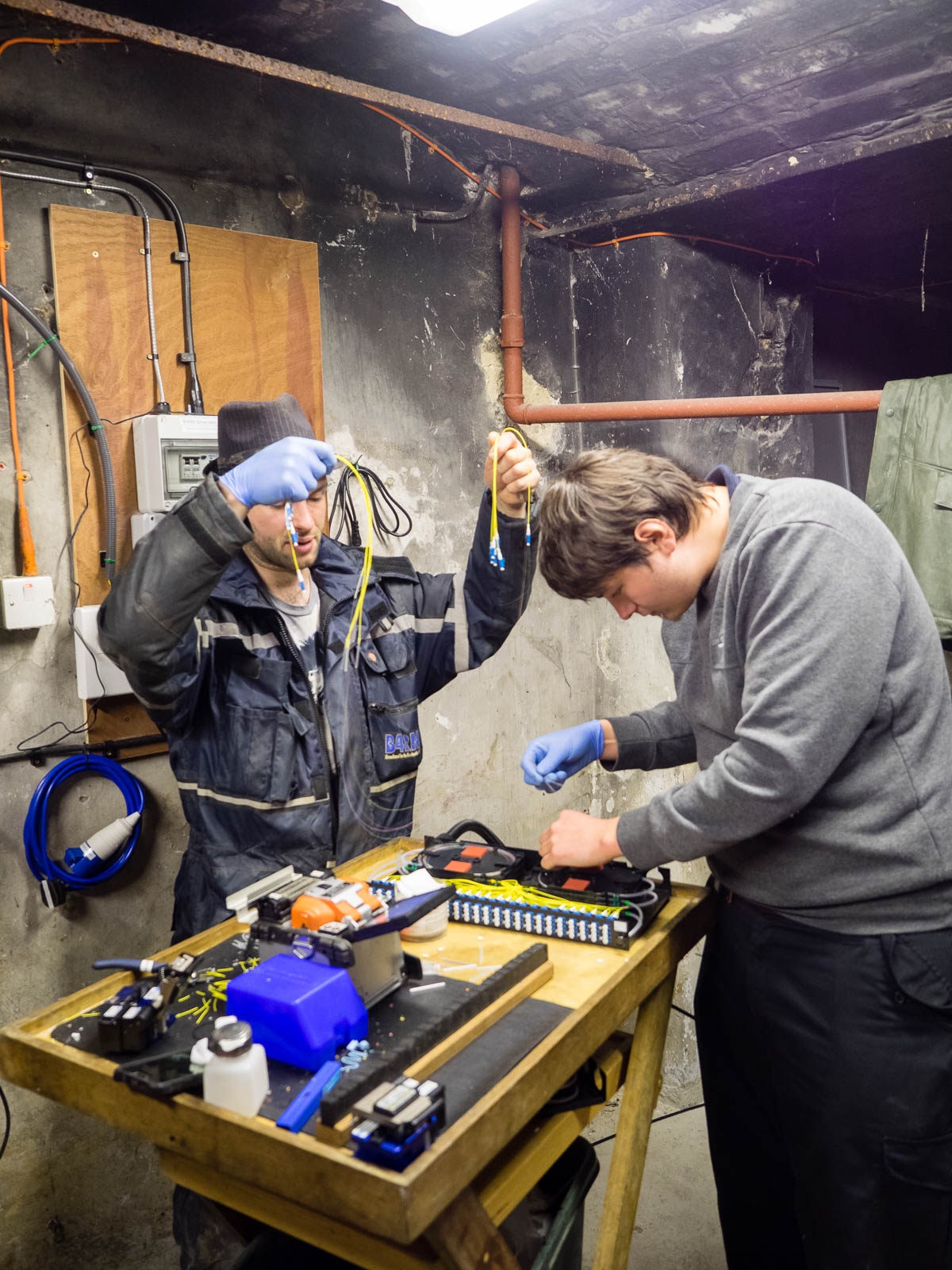 Fibre Splicing in the Crypt