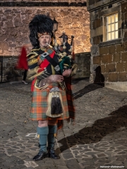 Piper at the gates of… …Stirling
